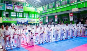 Wabup Furqanudin Membuka Kejuaraan Karate Antar Pelajar, Rebut Piala Rektor Unismuh Luwuk