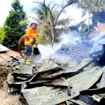Polisi Olah TKP Kebakaran Rumah Warga di Rajawali Luwuk