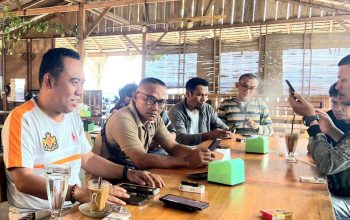 Kaharuddin Bertemu Jurnalis Luwuk, Bahas Politik dan Janji Bawa Investor di Sulteng