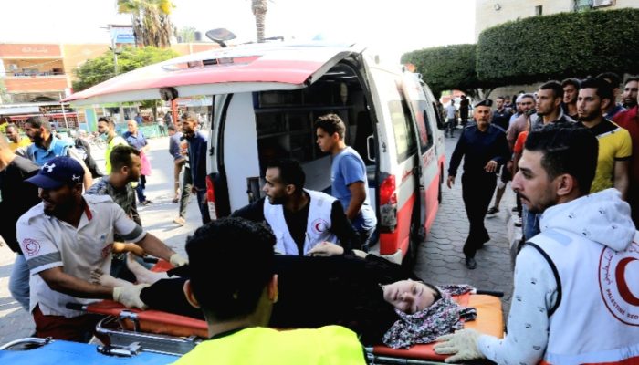 Upaya Genosida, Israel Runtuhkan Sistem Kesehatan di Jalur Gaza, 121 Ambulans Dihancurkan