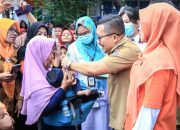 Cegah Kasus Polio di Banggai, Bupati Amirudin Membuka Pekan Imunisasi Nasional