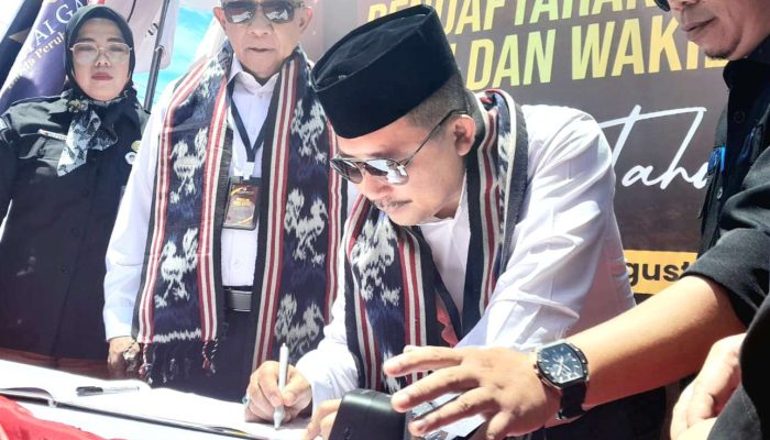 Giliran AT-FM Daftar Ke KPU Banggai, Diusung 6 Parpol Total 83.066 Suara