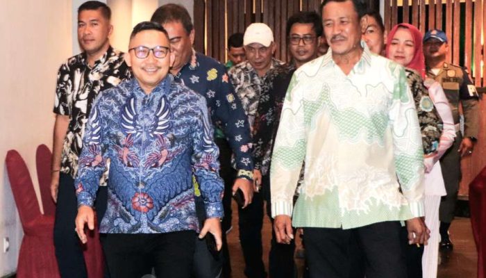 Kukuhkan Pengurus KORPRI, Bupati Amirudin: Mari Berbuat Untuk Daerah Ini