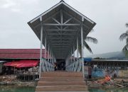 PUPR Banggai Rehabilitasi Jembatan Kayu Pasar Simpong Luwuk, Gunakan Atap agar Lebih Tahan Lama 