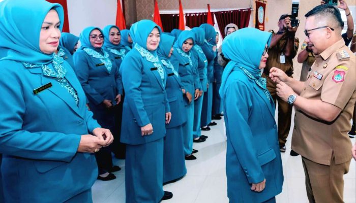 Lantik TP-PKK Banggai, Bupati Amirudin Sentil OPD : Saya Harap Tidak Ada Istilah Program Copy Paste