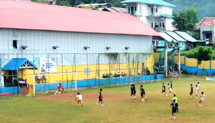 Empat Tim Sepak Bola PORKAB V Banggai Lolos Semifinal