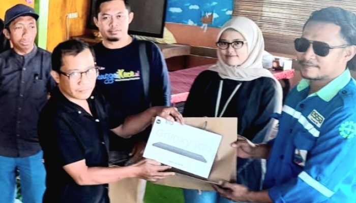Karya Tulis ‘Jejak CSR PT PAU di Tangan Perempuan Tangguh’ Antarkan Sutopo Enteding Raih Juara Satu