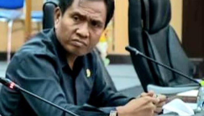 Banggai Surplus Listrik 17 Mega, DPRD Ingatkan Soal Sosialisasi Pemadaman
