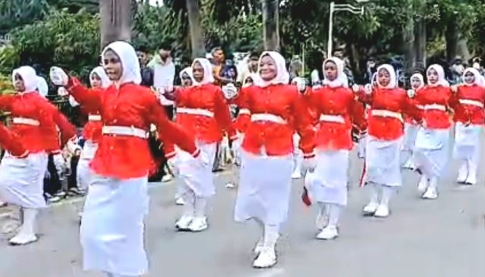 Lomba Gerak Jalan Tingkat SD Diikuti 96 Regu, Warnai HUT RI Ke 80 di Banggai