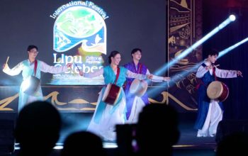 Korea Selatan Mengikuti Ajang Festival Budaya Lipu Celebes di Teluk Lalong Luwuk